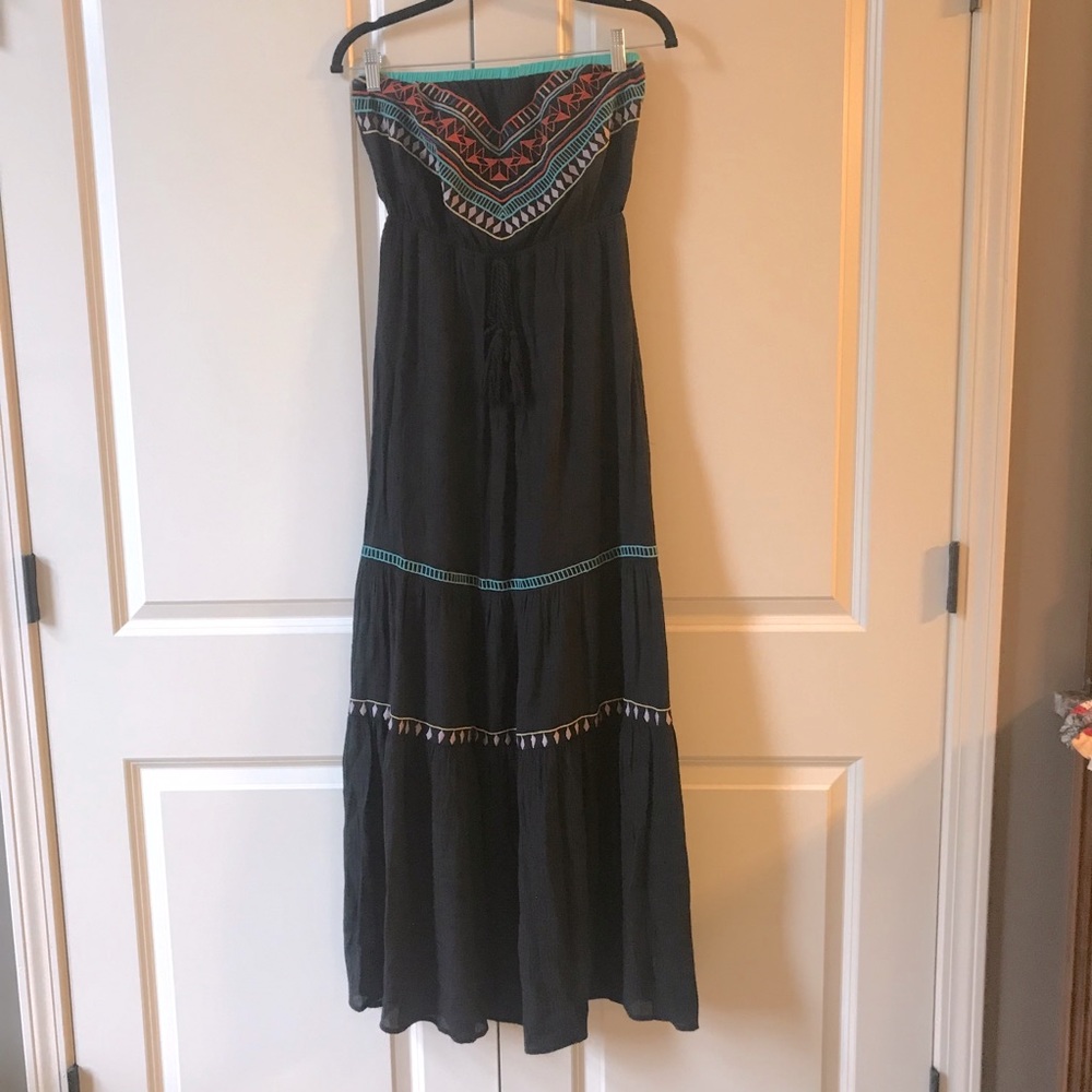 black maxi embroidered strapless dress size small